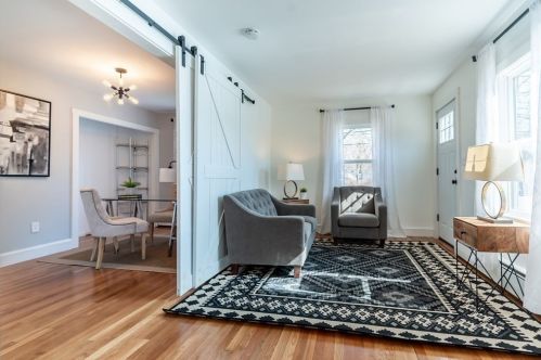 625 Turnpike St, North Andover MA 01845-6007 exterior