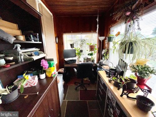 6834 Waldorf Ave, Camden NJ 08110-6110 exterior