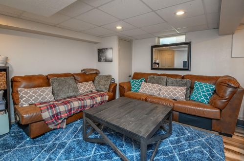 5411 Ohio Ave, Milwaukee WI 53219-4453 exterior