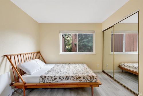 837 Camelback Pl, Concord CA 94523-1230 exterior