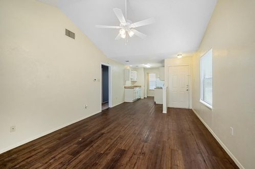 12311 Alderbrook Dr, Austin, TX 78758-2434