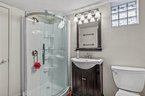 2867 Superior St, Milwaukee WI  53207-2550 exterior