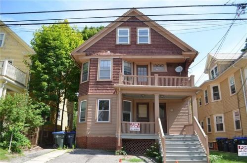 18 Mayflower St, Providence, RI 02906-3526