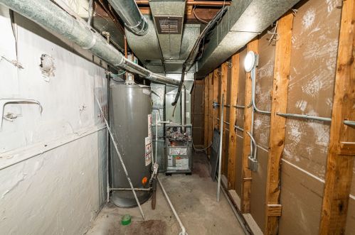 245 18 Ave, Broadview IL 60155-3932 exterior