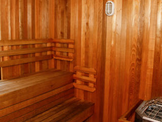 1026 De Anza Blvd, San Jose CA  95129-2709 exterior