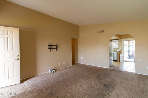 2231 Manor St, Chandler AZ  85224-8351 exterior