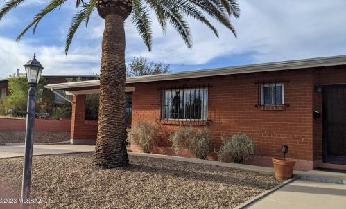 1934 Calle Pacifica, Tucson AZ  85745-2119 exterior