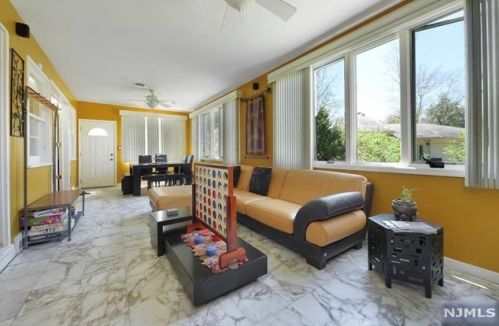 546 Anderson Ave, Closter NJ  07624-3220 exterior