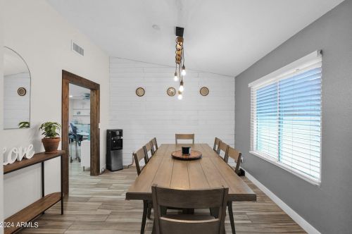 1308 Shawnee Dr, Chandler AZ 85224-2309 exterior