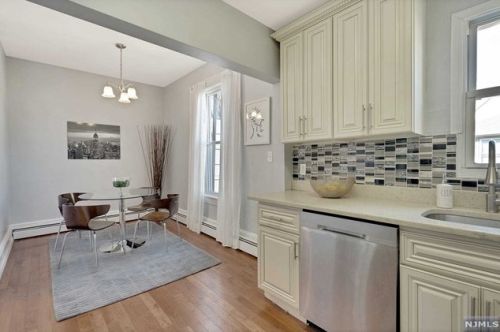 36 St, Union City NJ 07086-7102 exterior