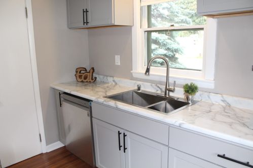 7501 Grantosa Dr, Milwaukee WI  53218-3813 exterior