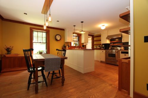 1130 Franklin Pierce Hwy, Barrington NH 03825-7329 exterior