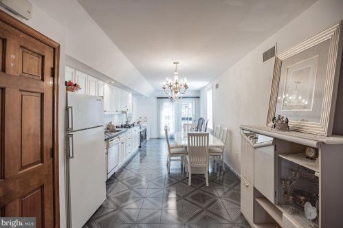 1915 13 St, Philadelphia PA 19148-2202 exterior