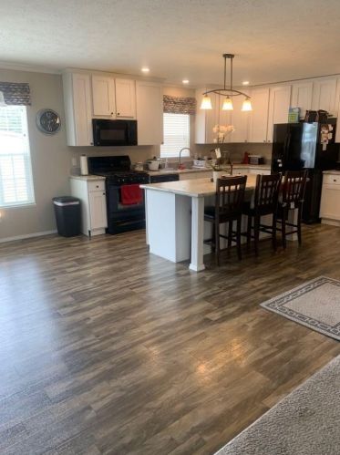 6580 College Ave, Grand Rapids, MI 49548-6947