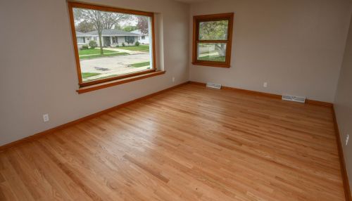 4880 104th St, Milwaukee, WI 53228-3250