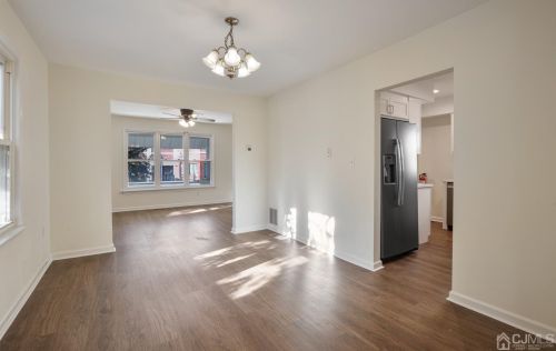 88 Central Ave, Metuchen NJ  08840-1862 exterior