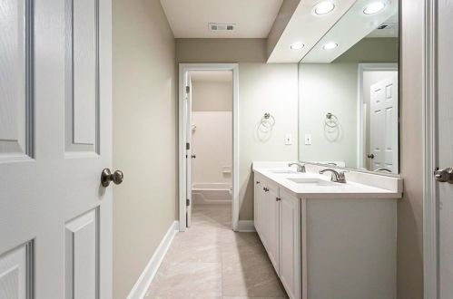 755 Glenridge Close Dr, Atlanta GA  30328-3476 exterior