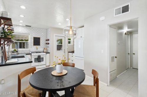 3013 21 Pl, Phoenix AZ 85016-7305 exterior