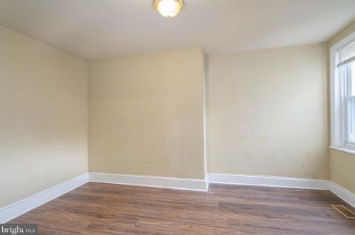 1310 17 St, Philadelphia PA 19121-5041 exterior