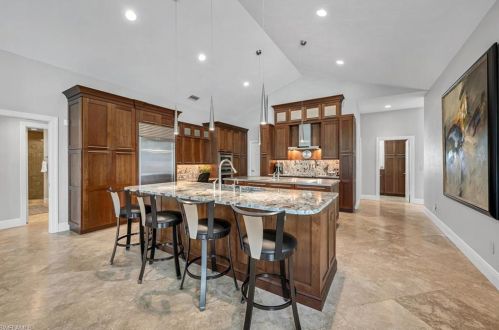 178 Edgemere Way, Naples, FL 34105-7135