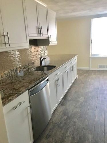 1 Regency Plz, Providence RI  02903-3191 exterior