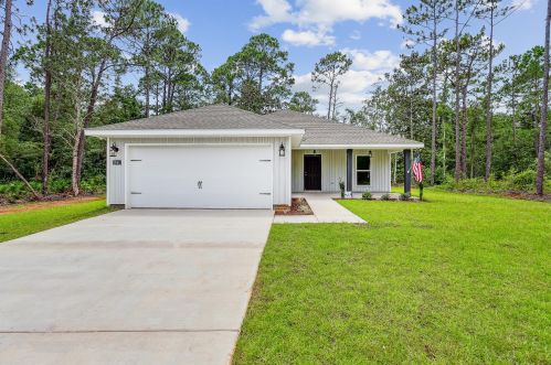 10148 American Farms Rd, Milton, FL 32583-9337