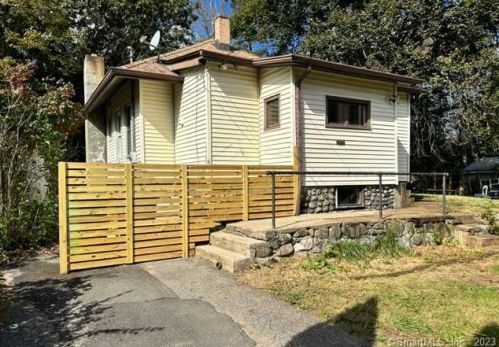 19 Spg St, Seymour CT 06483-3716 exterior