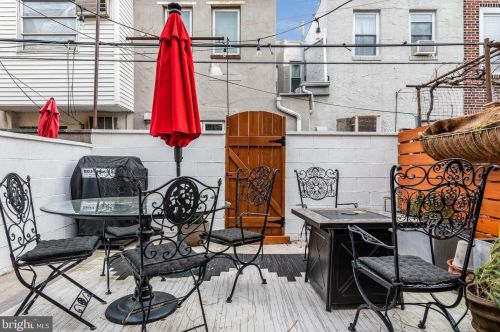 1212 Mckean St, Philadelphia PA 19145-3006 exterior