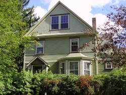 14 Exeter St, Newton, MA 02465-2621