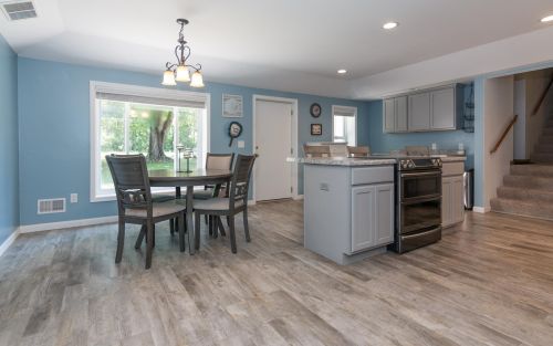 5555 2 St, Kalamazoo MI 49009-8576 exterior