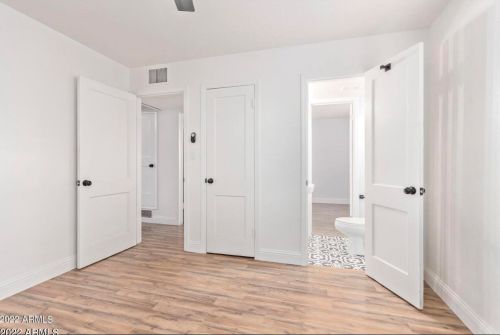 4246 30 Dr, Phoenix AZ 85009-5071 exterior