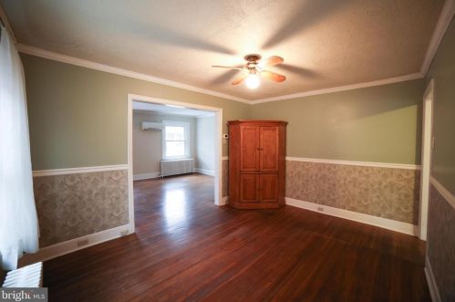 1180 Maple Ave, Lancaster PA 17603-4848 exterior