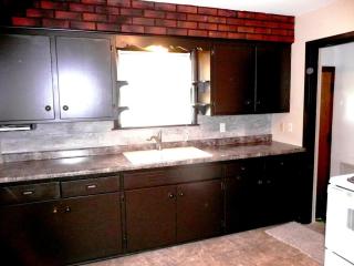 3947 74th St, Milwaukee, WI 53220-2350