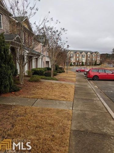 2039 Bayrose Cir, Atlanta GA 30344-8201 exterior