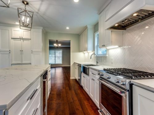 9612 Ferndale Rd, Dallas TX 75238-2731 exterior