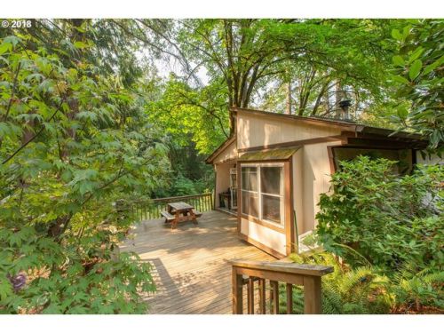 10650 Old Cornelius Pass Rd, Portland, OR 97231-2517