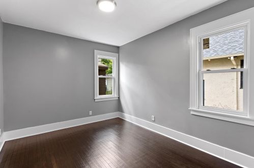 4305 Farwell Ave, Milwaukee WI  53211-1758 exterior