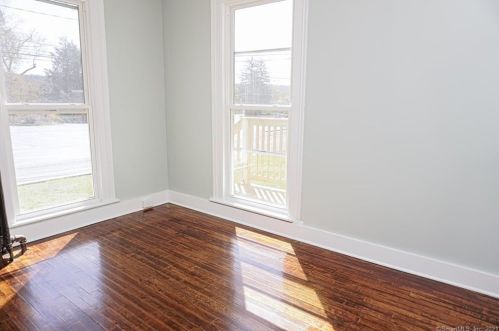 39 Prospect St, Torrington CT 06790-6329 exterior