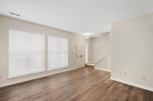 4422 Chowning Way, Atlanta, GA 30338-6531