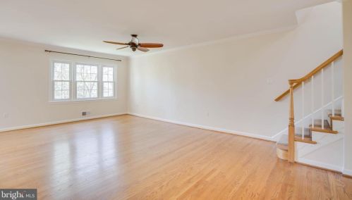 617 Azalea Dr, Rockville MD 20850-2010 exterior