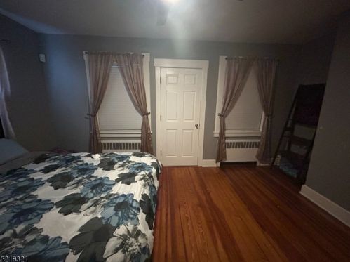 31 Bamford Ave, Paterson NJ  07506-2902 exterior