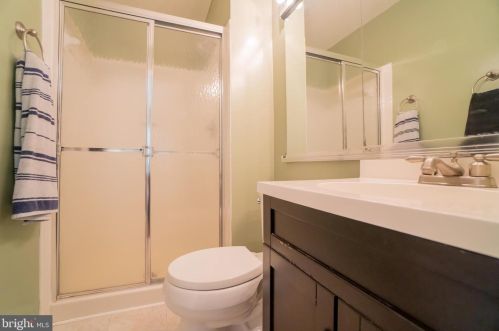 7602 Indian Hills Dr, Rockville MD  20855-2617 exterior