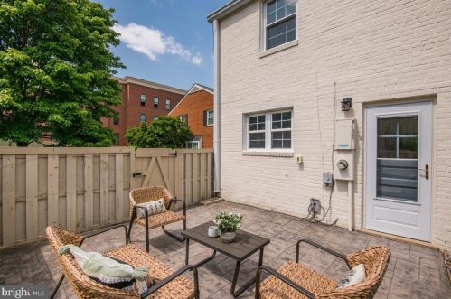 3824 Ingalls Ave, Alexandria VA 22302-1810 exterior