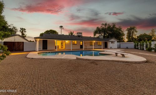 10837 38 Pl, Phoenix AZ 85044-8202 exterior