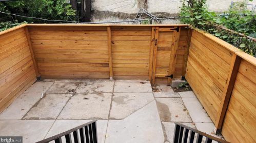 5421 Cedar Ave, Philadelphia PA 19143-1952 exterior