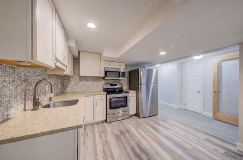 16 Laddie Rd, Middletown NY 10941-1708 exterior