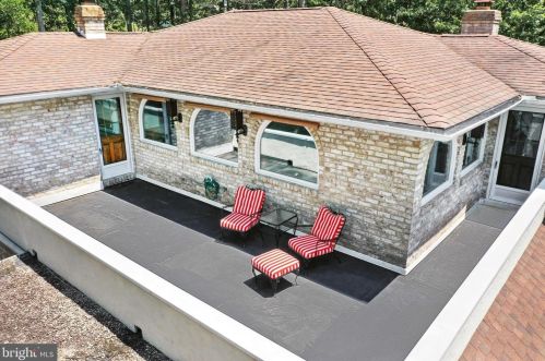 799 Laurel Wood Ln, Hanover PA 17331-6868 exterior