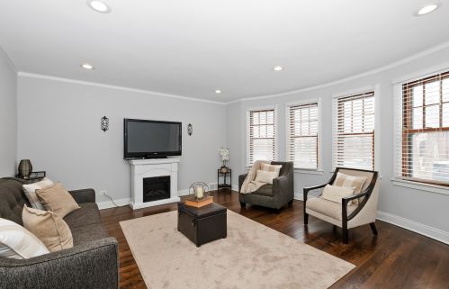 10025 Claremont Ave, Chicago, IL 60643-1921