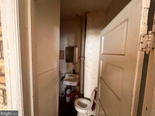 5427 Baltimore Ave, Philadelphia PA 19143-3118 exterior