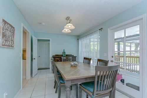 4219 Cartnal Ave, Tampa FL  33618-8600 exterior